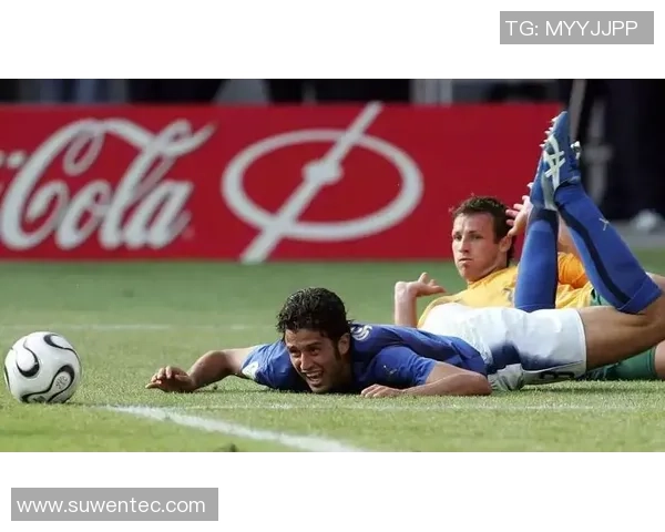 足球圣经2：探索足球的灵魂与战术智慧的终极指南